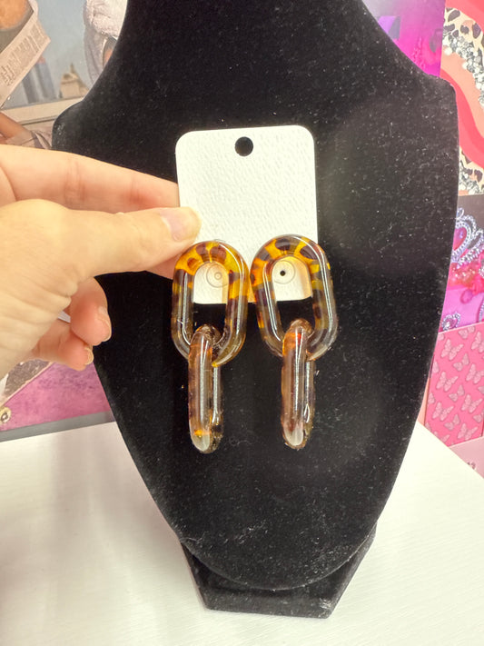 Tortoise chain earrings 