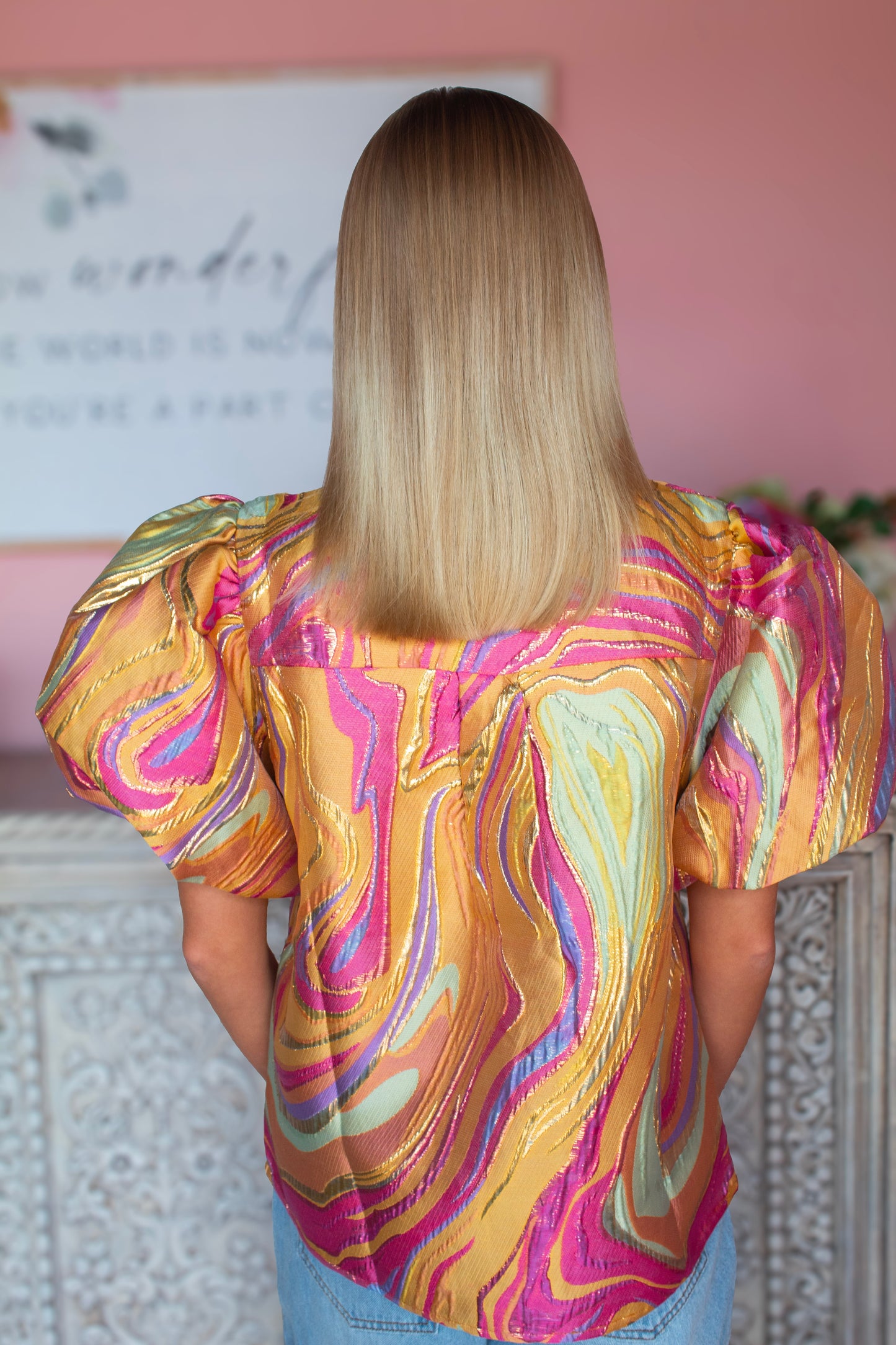Gold pastel wave top