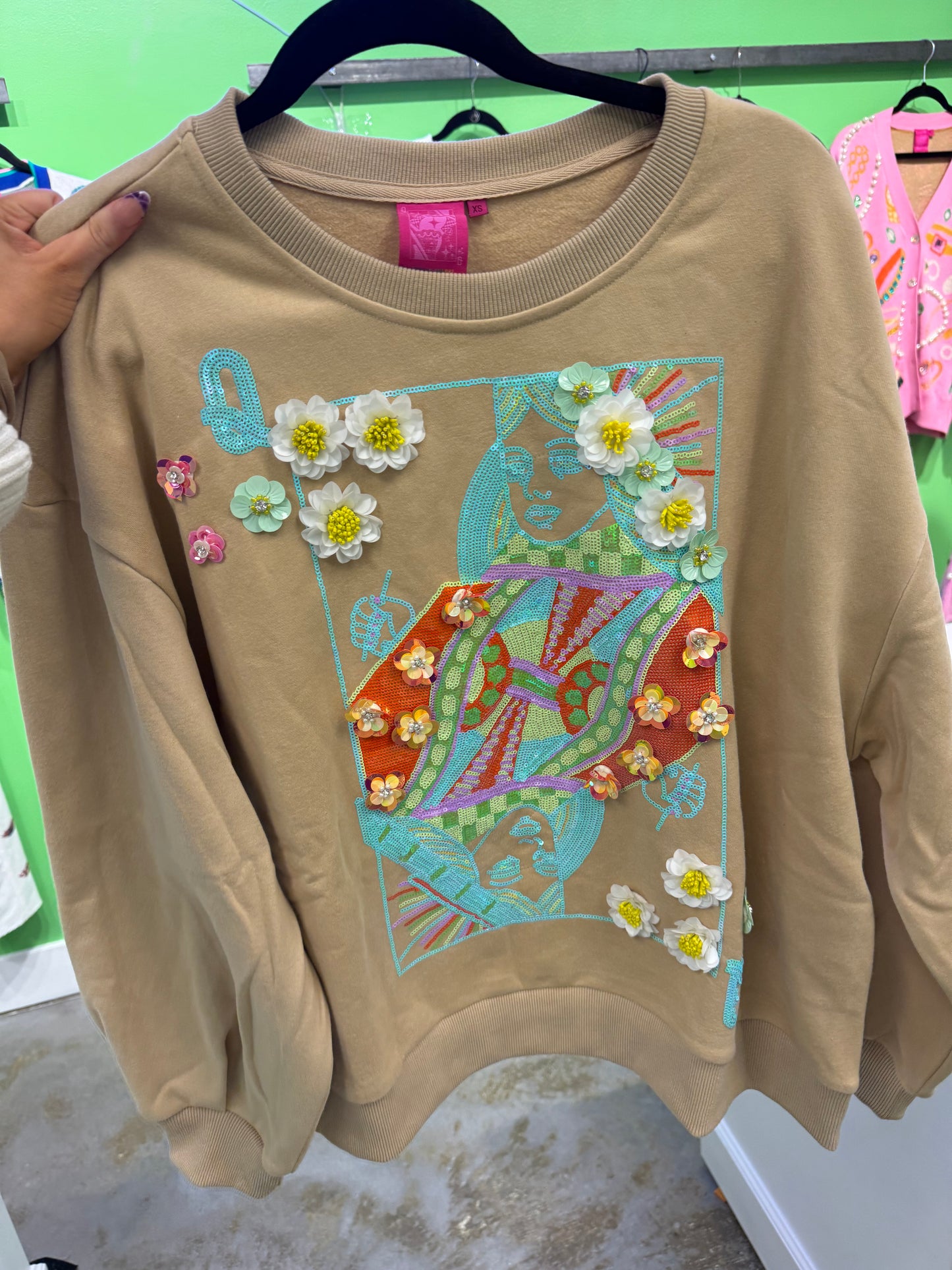 QOS Flower Queen-Card Sweatshirt