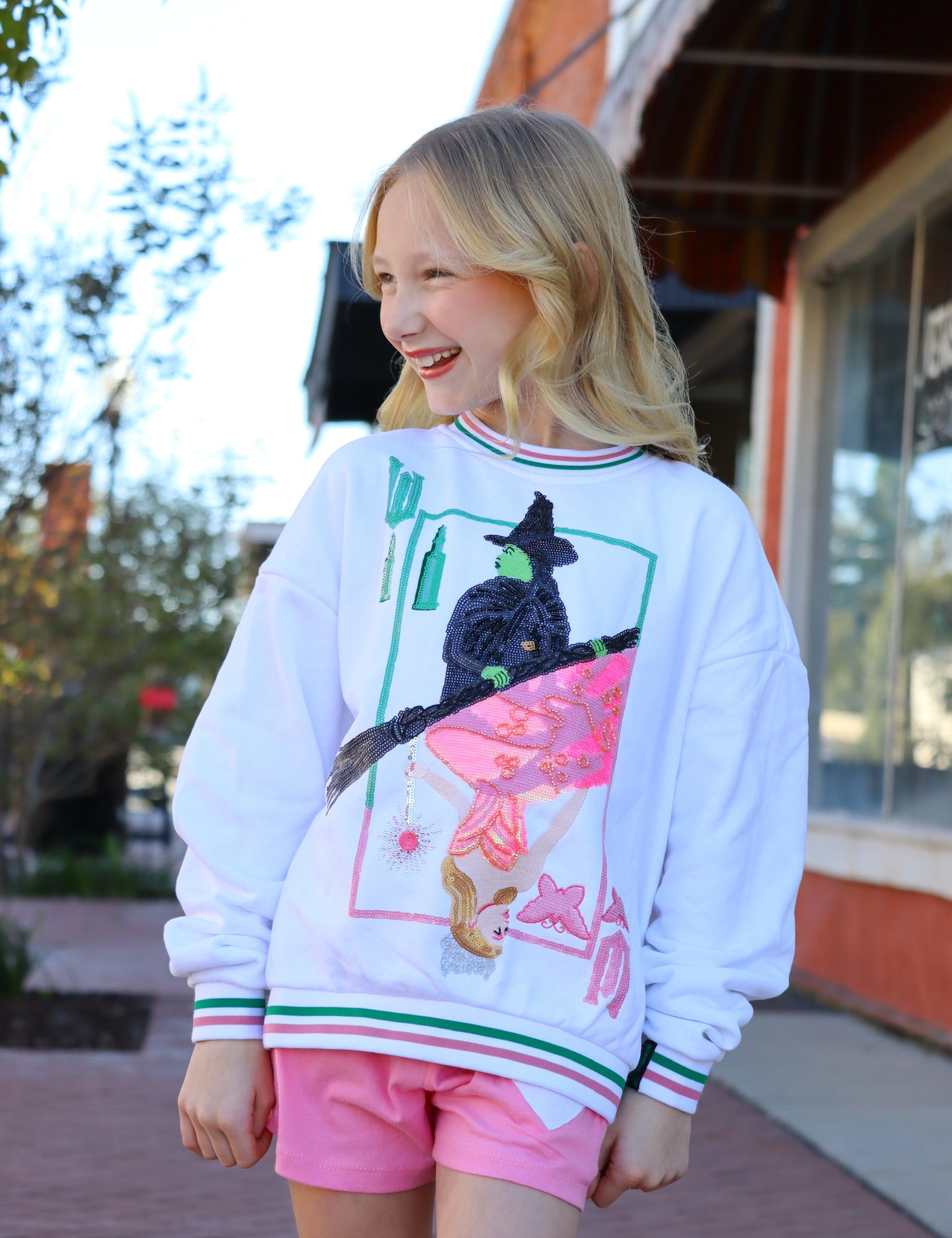 QOS KIDS- Elphaba & Glinda Card Sweatshirt