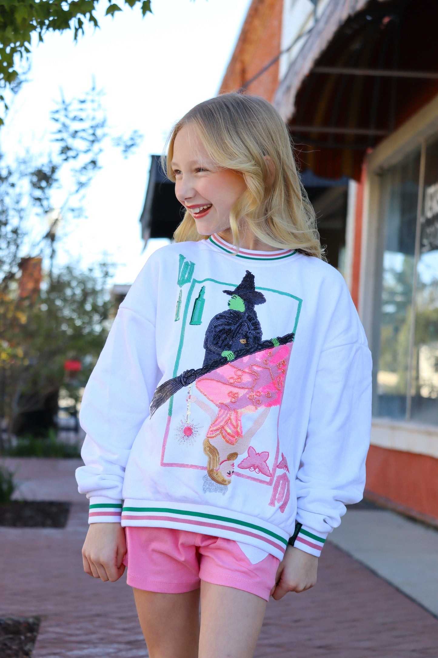 QOS KIDS- Elphaba & Glinda Card Sweatshirt