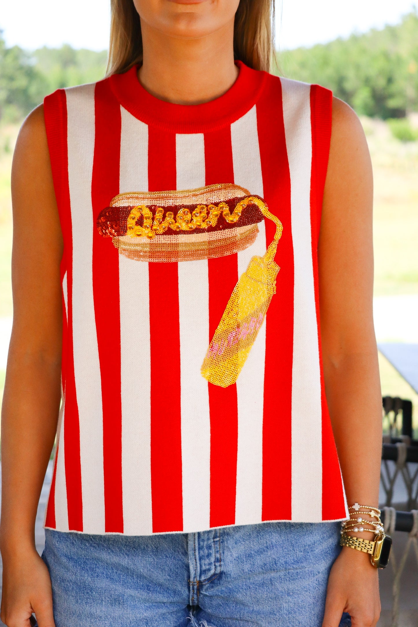 QOS Red & White Mustard Hot Dog Tank