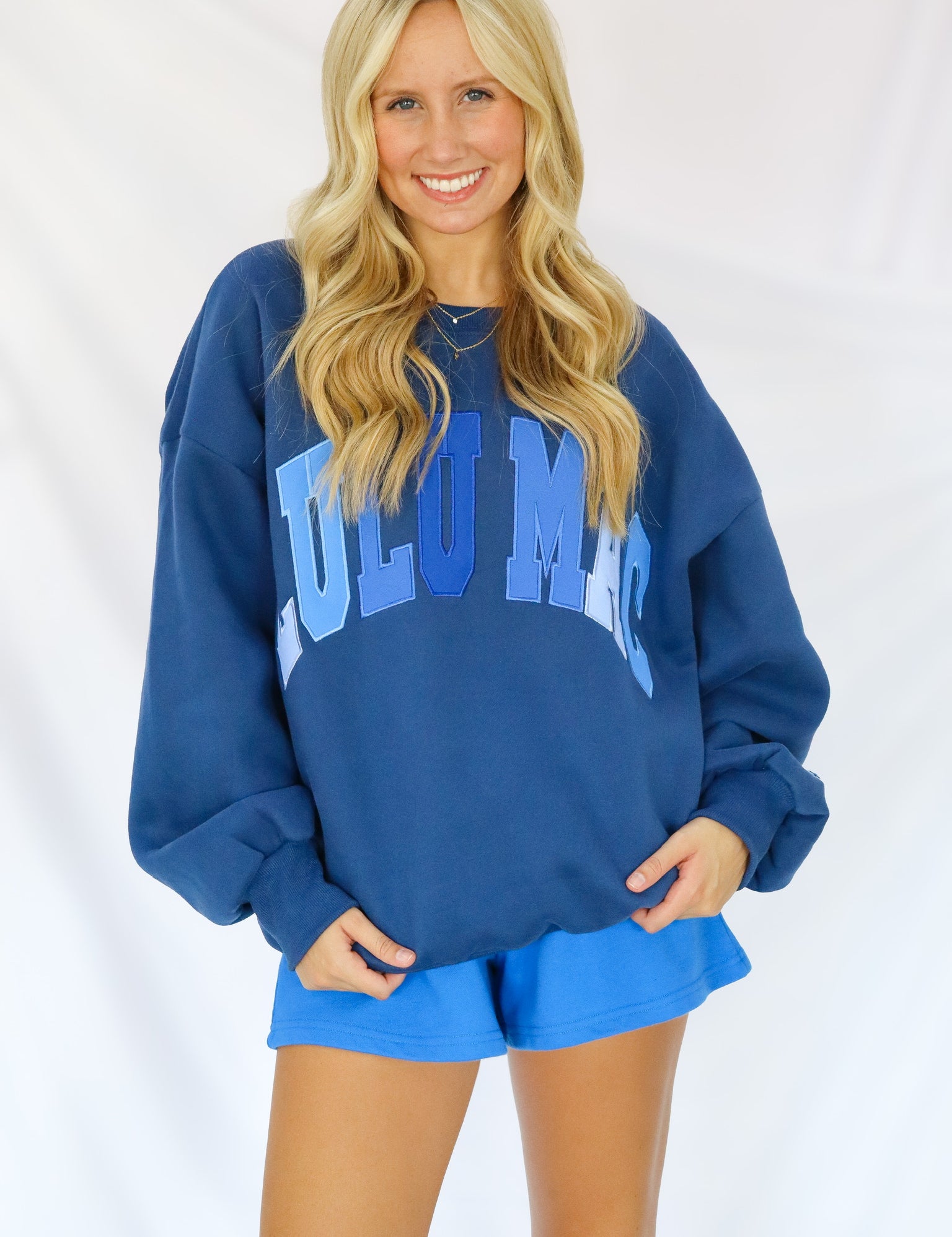 LULU MAC Navy Multicolor Sweatshirt