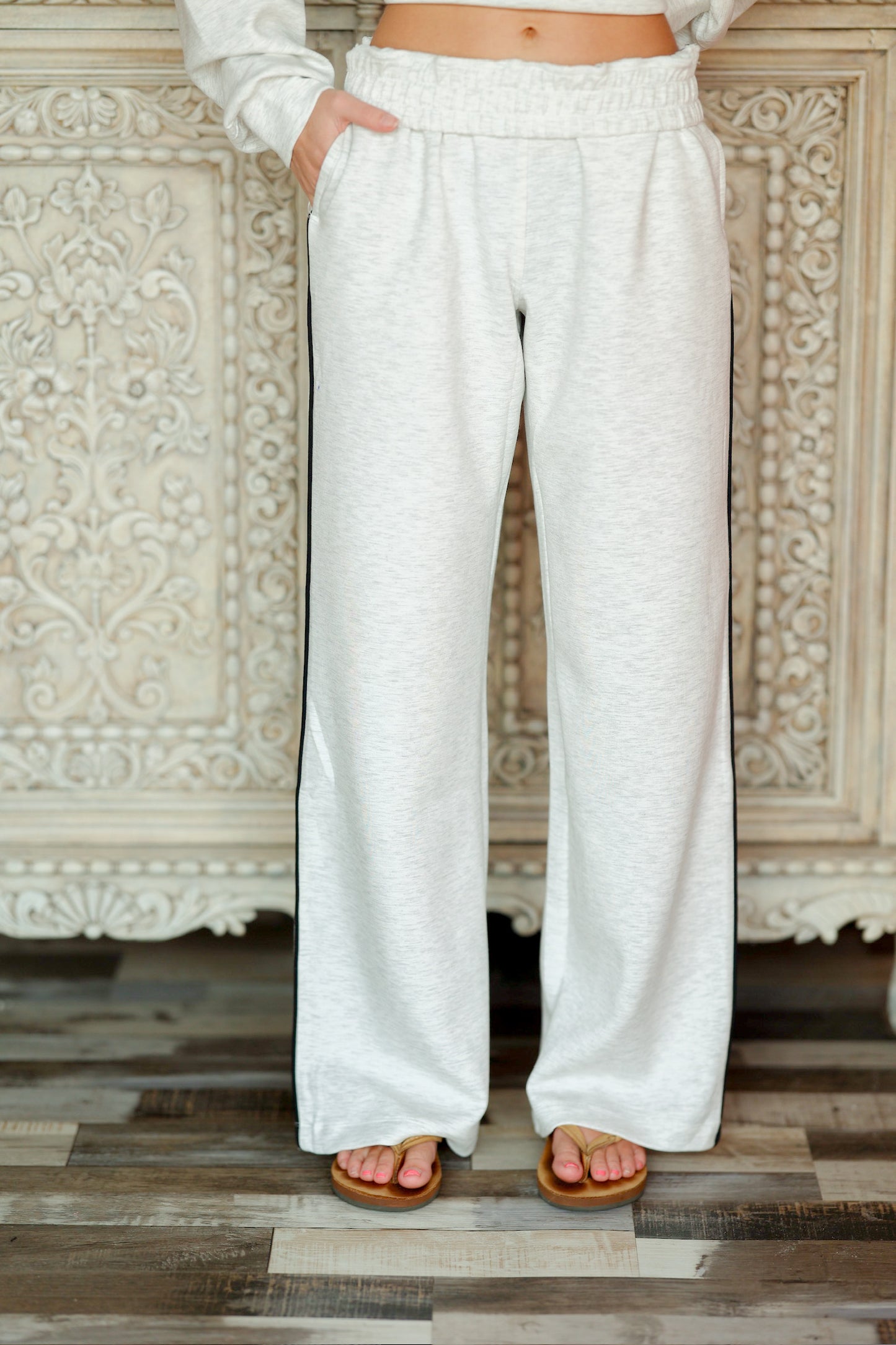 Grey & Black V-Neck Lined Set