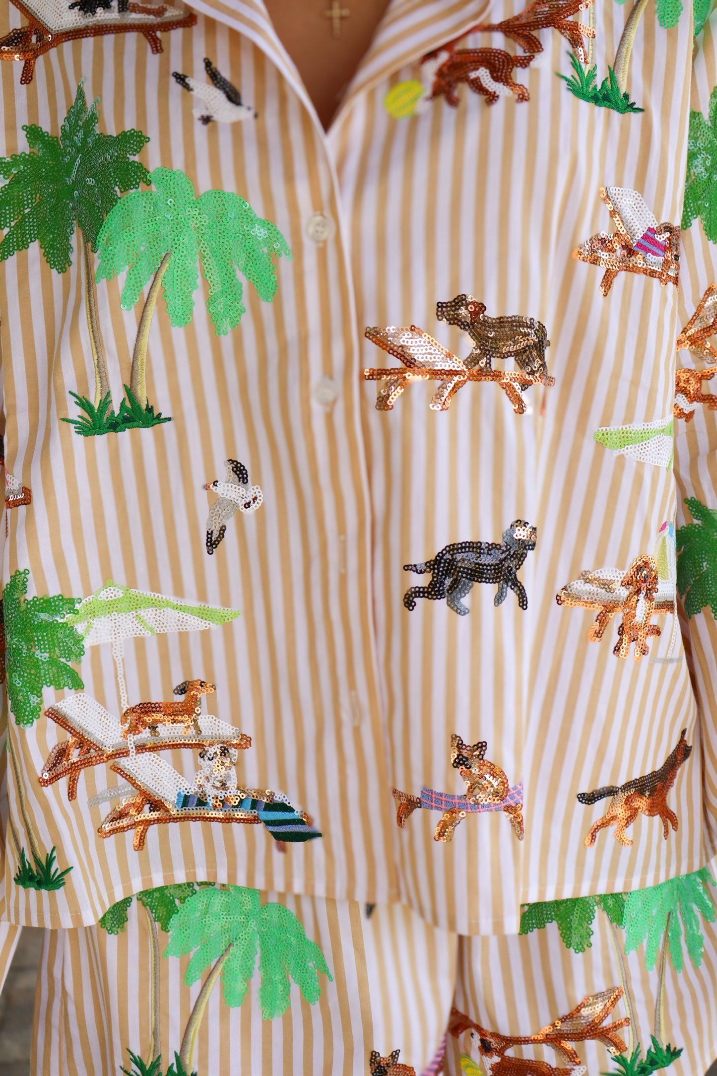 QOS Stripe Dogs Sunbathing Button Up Cotton Top