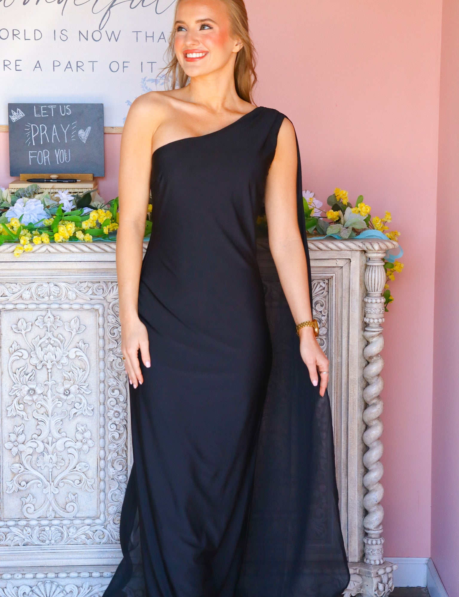 Classy Black One Shoulder Dress