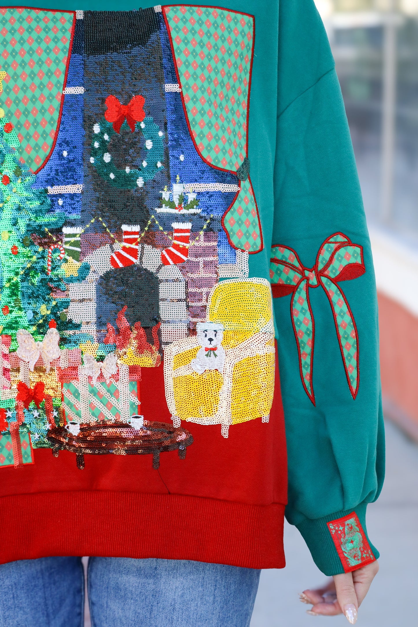 QOS Christmas Living Room Sweatshirt