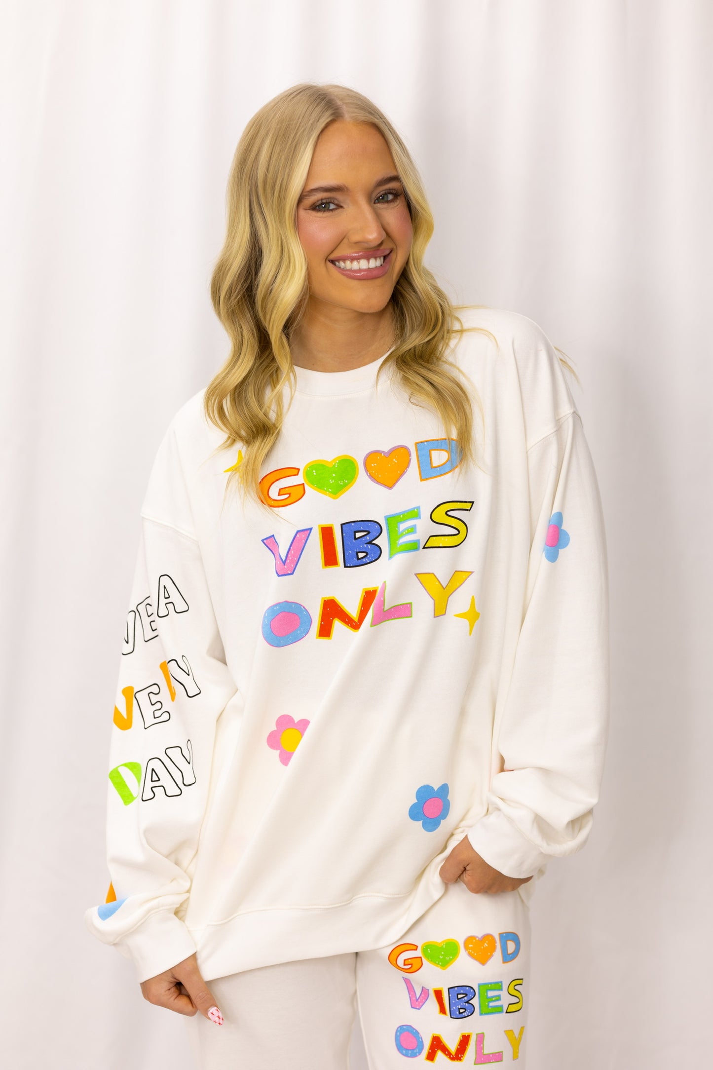 "Good Vibes Only" Crewneck