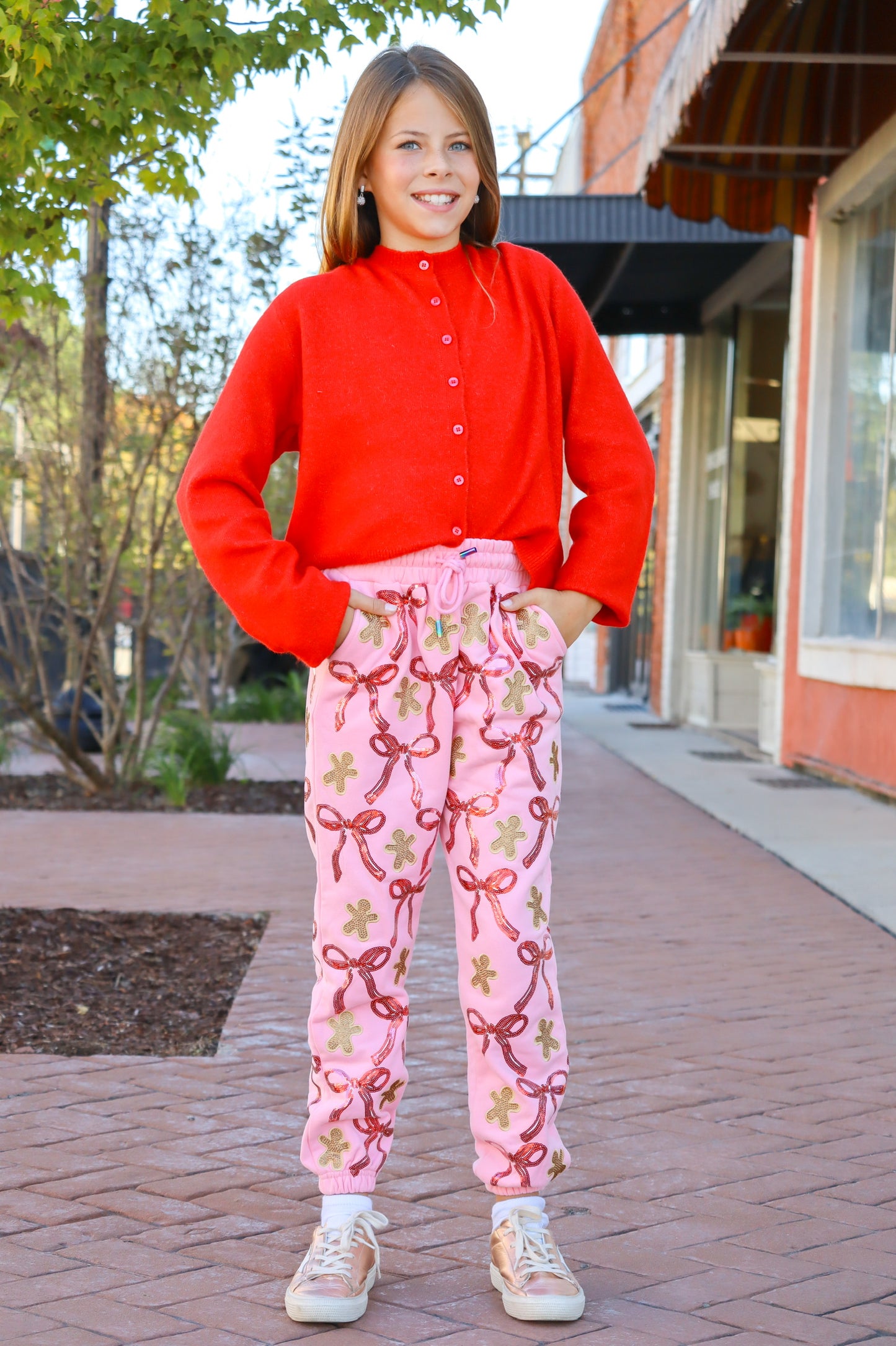 QOS Kids Light Pink Gingerbread Men & Bows Jogger