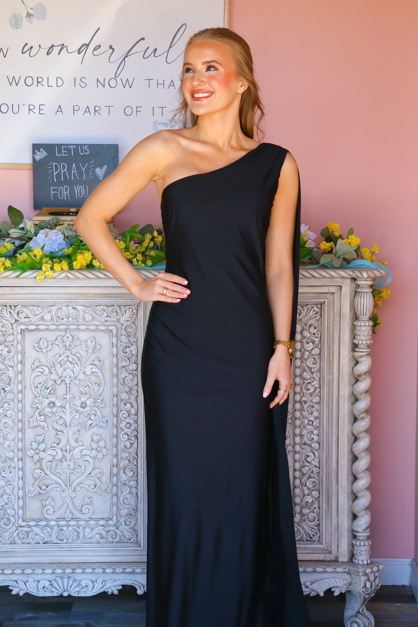 Classy Black One Shoulder Dress