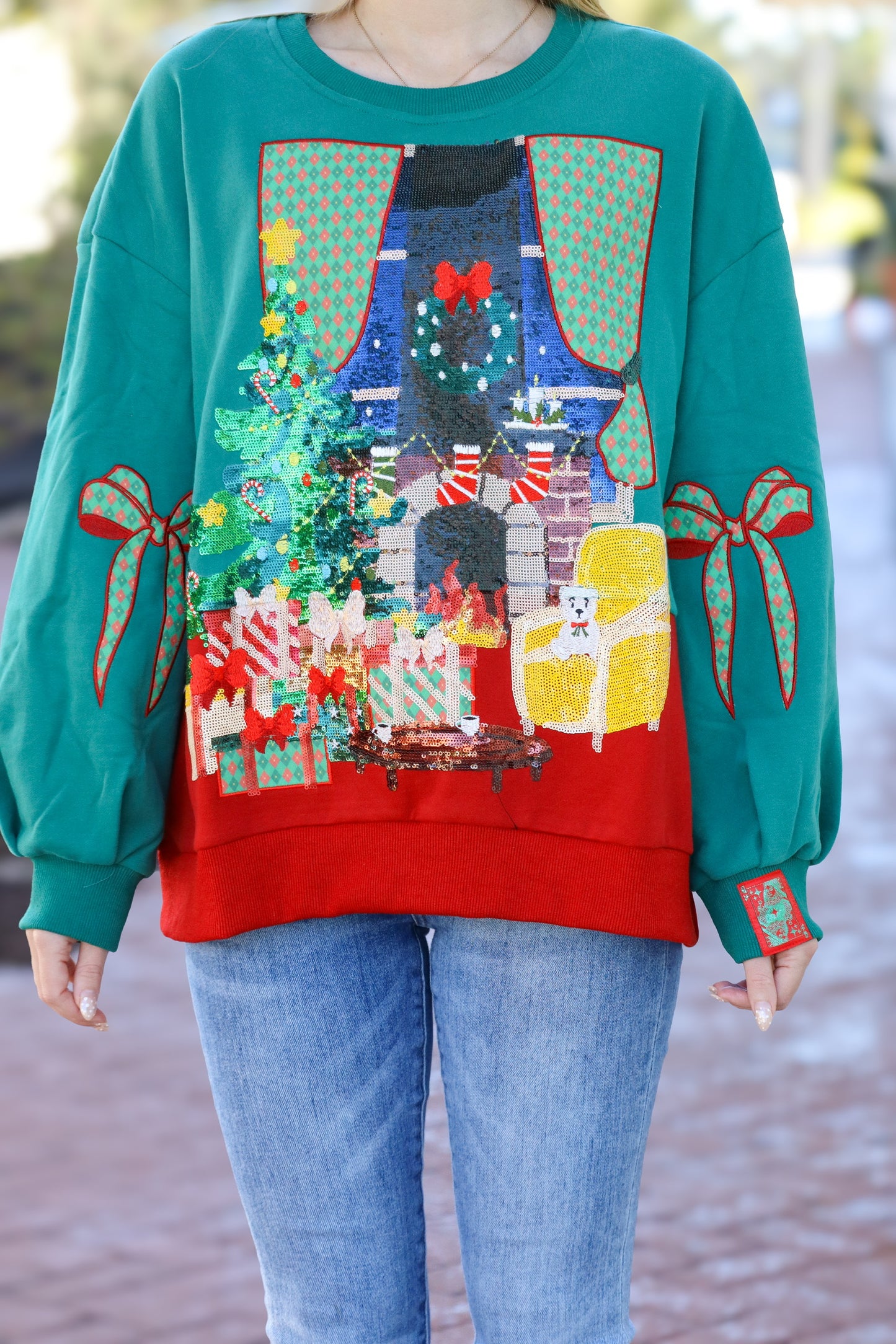 QOS Christmas Living Room Sweatshirt