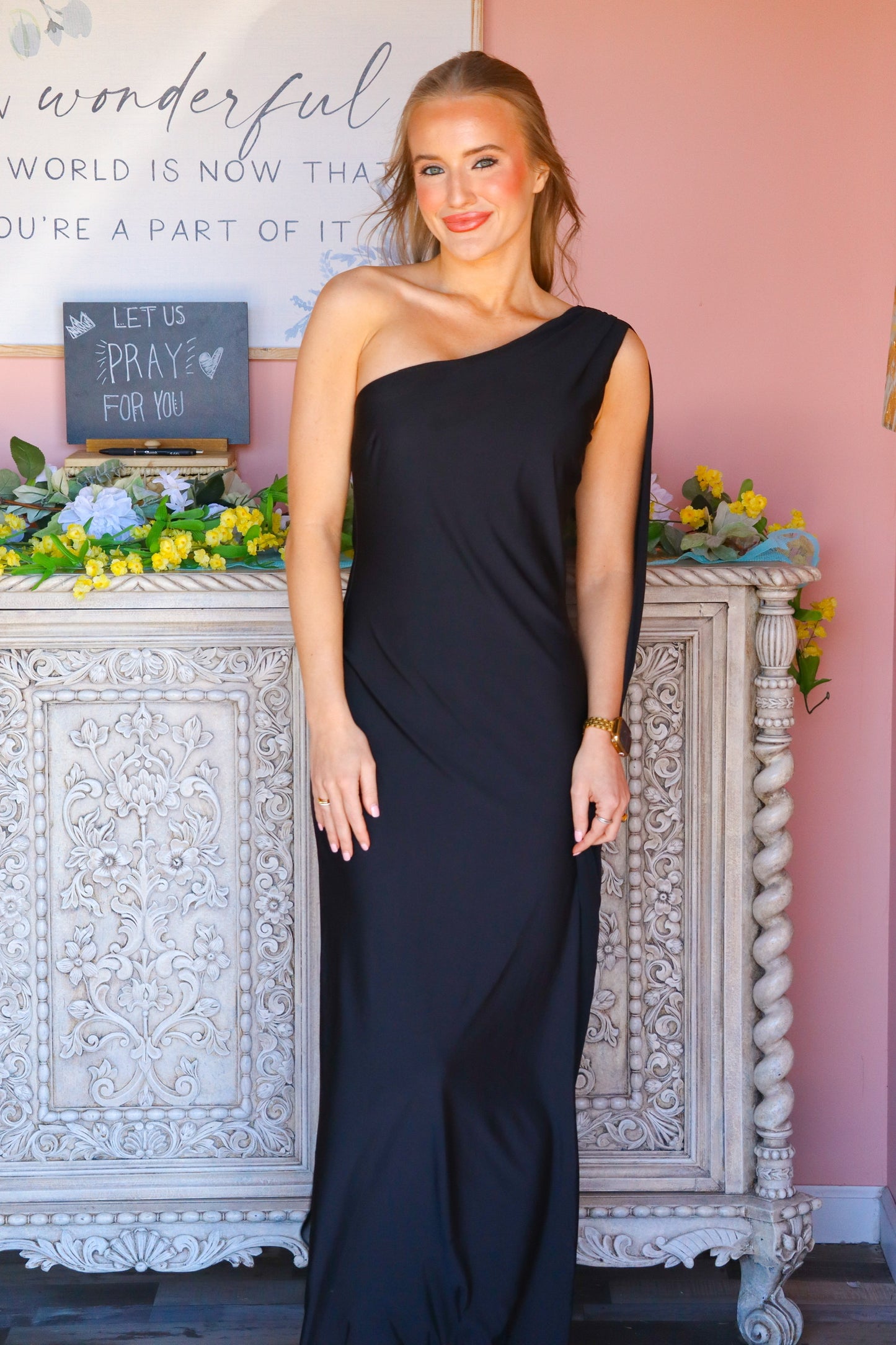 Classy Black One Shoulder Dress