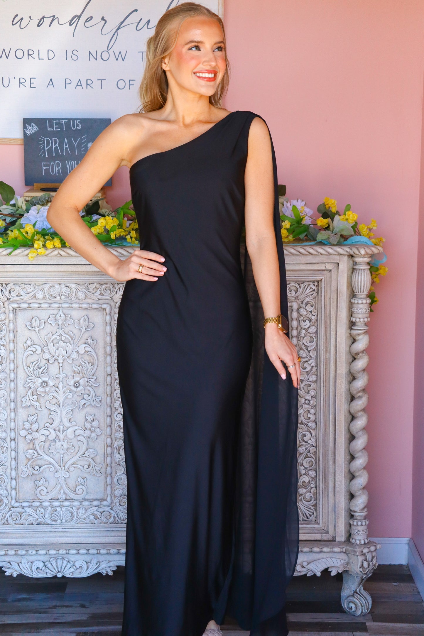 Classy Black One Shoulder Dress